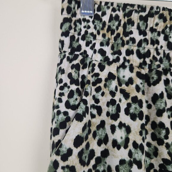 C by one Size M Animal Print Pull on Women's Casual Jogger Pants with Pockets - Picture 3 of 10
